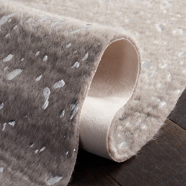 Safavieh Faux Cow Hide 206 Powerloomed  Rug Dark Grey / Silver FCH206H-68