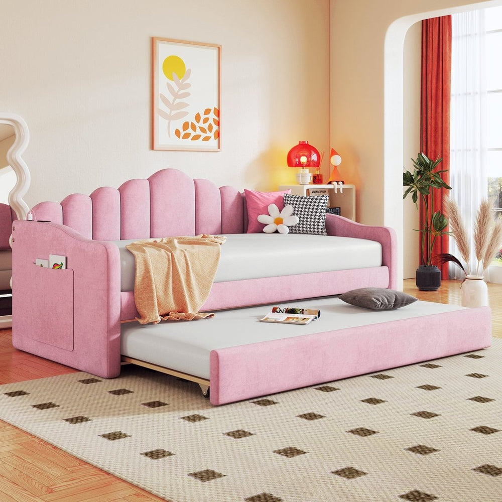 English Elm Twin Velvet Upholstered Daybed with Pull Out Trundle and Built in Usb Charging N733S382368H