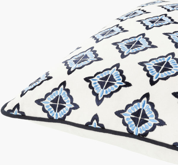 Surya Fenna 22"L X 22"W Coastal Accent Pillow – Durable, Stylish Beach-inspired Decor For Your Home! Ivory Cotton,Cotton Fen001-2222p