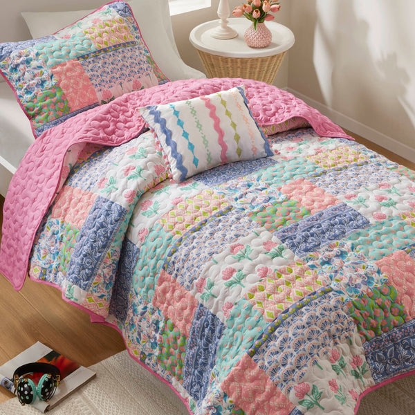English Elm 3-Piece Twin/Twin Xl Quilt Set In Soft Pink – Cozy Comfort With Sham & Decorative Pillow Included! B035P408451