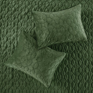 English Elm 3 Velvet Quilt Set Full/Queen with Geometric Quilting, Soft Antimicrobial Velvet Texture, Cozy Layering Green 17.72 L x 16.14 W x 7.09 H B03597556