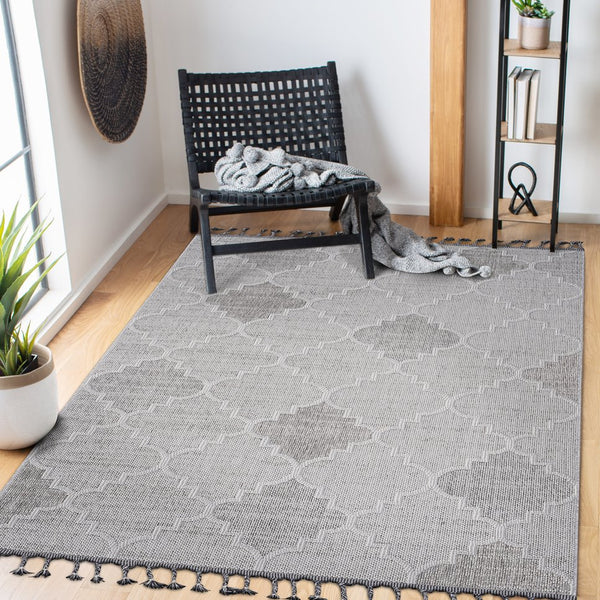 English Elm Loom Stylish Trellis 6X9 Indoor/Outdoor Area Rug - Durable, Stain-Resistant, Grey/White Design B335P289608