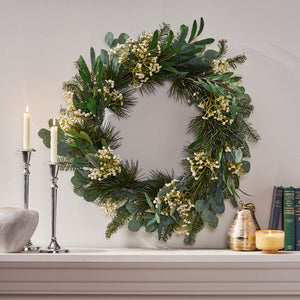 Christopher Knight Home® - Noble House - Geddes 30" Eucalyptus and Pine Artificial Silk Wreath with Baby'S Breath, Green and White