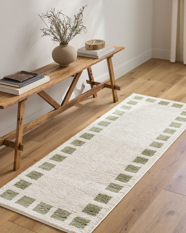 Livabliss Fossay Art Deco Shag Rug High Pile Polyester Turkish Woven Plush Entryway Accent Light Beige, Gr 2' x 2'11" FSG2315-2211