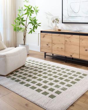 Livabliss Fossay Art Deco Shag Rug Plush High Pile Polyester Accent for Bedside or Entryway Light Beige, Gr 2'7" x 7'3" FSG2320-2773