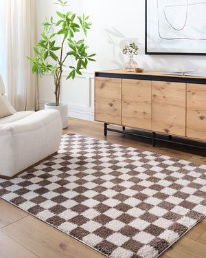 Livabliss Fossay Art Deco High Pile Polyester Shag Rug Woven in Turkey for Entryways Light Beige, Da 2'7" x 7'3" FSG2328-2773