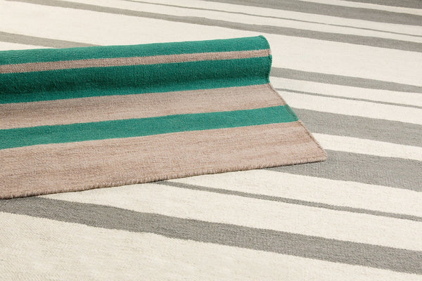 Surya Frontier Handmade Wool Flatweave Area Rug Artisan Woven Accent for Entryway or Bath FT428-23