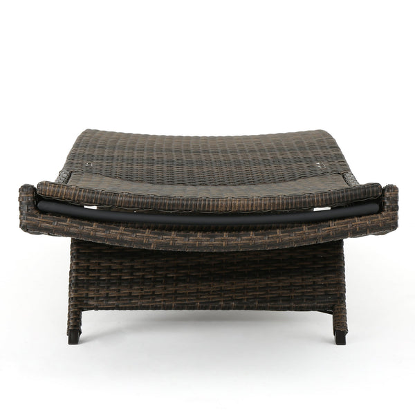 English Elm Christopher Knight Home® - Salem Pe Wicker Chaise Lounge – Elegant Outdoor Seating, Rust-Resistant Frame, Low Maintenance, Mocha Finish 52005.00ALUMCA