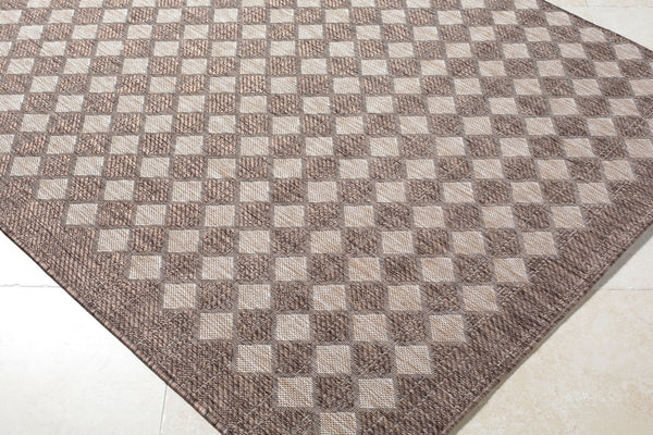 Livabliss Mulberry Geometric Polypropylene Area Rug Woven for Indoor Outdoor Entryway Use Tan, Dark Brown 5'3" x 7' GAMU2301-537