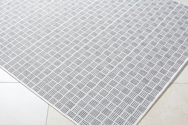 Livabliss Westport Machine Woven Polypropylene Outdoor Rug for Patio Entryway Modern Decor White, Black 2' x 2'11" GAWE2301-2211