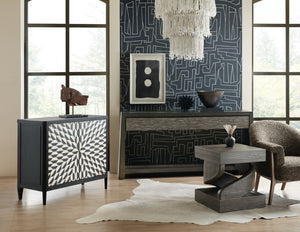 Hooker Furniture Commerce Twister End Table With Distressed Dark Finish, Sculptural Twist Base, Resin & Pine Veneer Stability 7228-80183-89