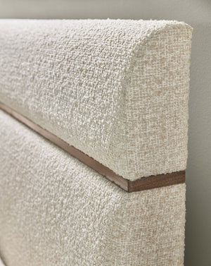 Hooker Furniture Eleana Upholstered Queen Bed With Curved Headboard & Light Caramel Walnut Trim, Transitional Style 93.86 L x 83.27W x 60.00H 7252-90866-85