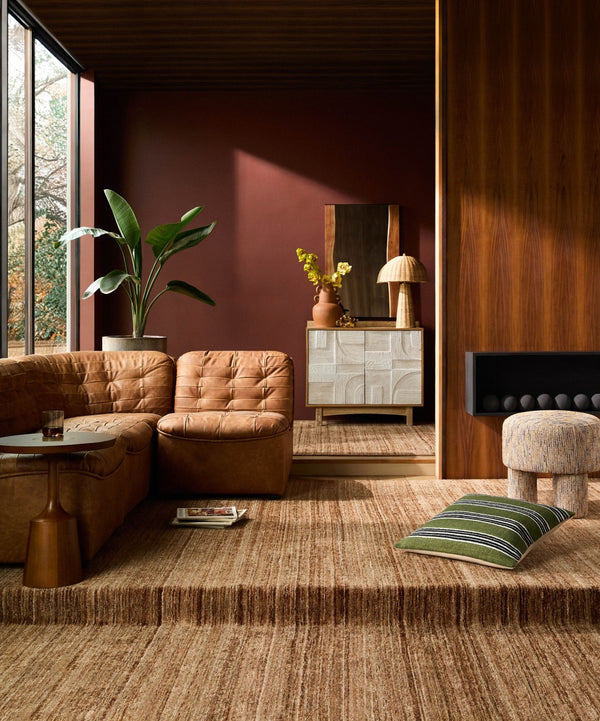 Surya Grandeur Handcrafted 2' X 3' Viscose Rug - Luxurious Medium Pile For Elegant Living Spaces Chestnut Viscose Gru2305-23