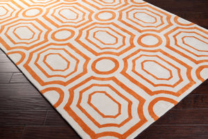 Surya Hudson Park Hdp-2009 2' X 3' Hand Tufted Rug – Modern Decor, Medium Pile, Affordable Elegance! Cream Polyester Hdp2009-3353