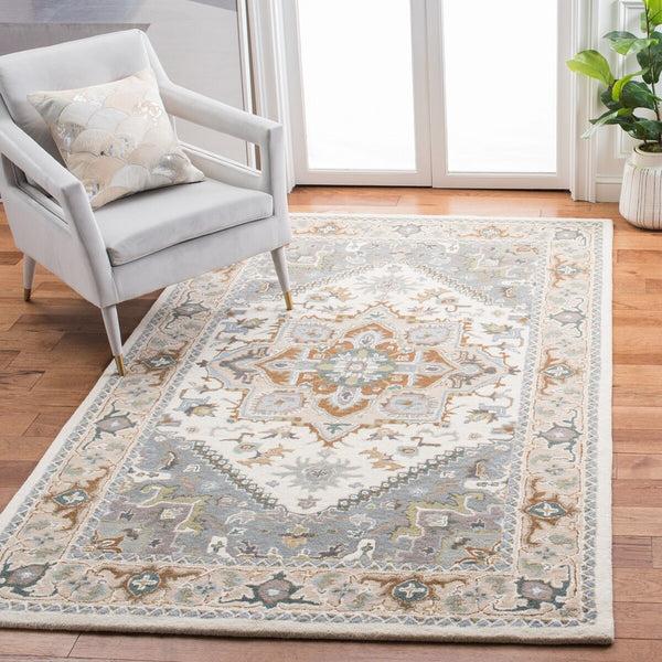 Safavieh Heritage 625 Hand Tufted  Rug Ivory / Light Blue HG625L-6OV
