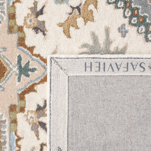 Safavieh Heritage 625 Hand Tufted Traditional Rug Ivory / Light Blue 2'-3" x 4' RECTANGLE