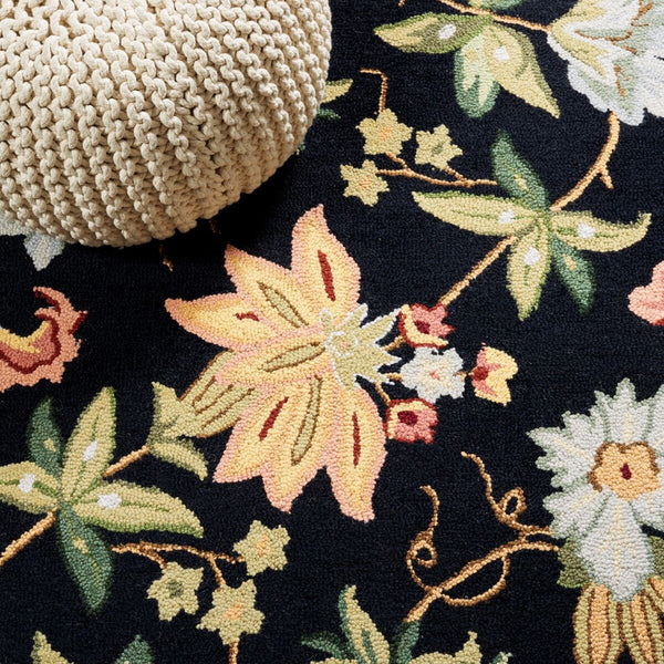 Safavieh Hk311 Hand Hooked  Rug Black 6' x 9' Oval