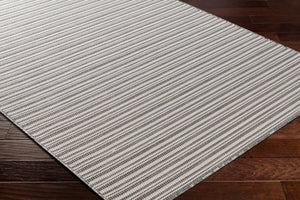 Livabliss Hampton Flatweave Polypropylene Outdoor Rug Turkish Woven Patio and Entryway Accent Ivory, Black 5'1" x 7' HPT2310-517