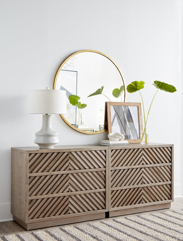 A.R.T. Furniture North Side Bachelors Chest - Modern Transitional Storage With Cedar-lined Drawers & Stylish Design Brown Parrawood Solids,Quarter Figured,Fiddle Ash Veneer 269158-2556