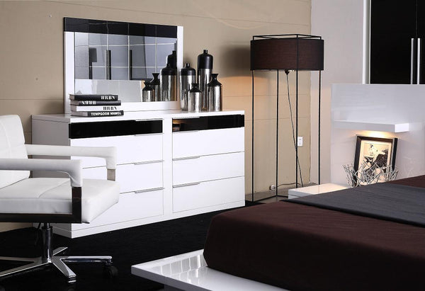 Vig Furniture Impera Elegant Black And White Lacquer Platform Bed With Stylish Headboard Lighting For Modern Homes White  Vgwcimpera