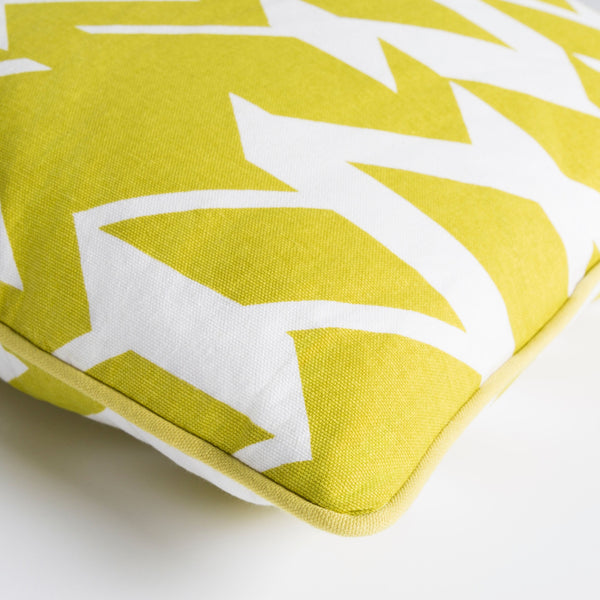 Surya Inga 18"X18" Cotton Accent Pillow - Minimalist Modern Design For Elegant Home Decor & Comfort Grass Green Cotton,Cotton Inga7024-1818p