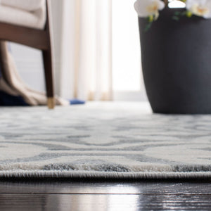 Safavieh Isabella 956 Power Loomed Transitional Rug Grey / Ivory ISA956F-4