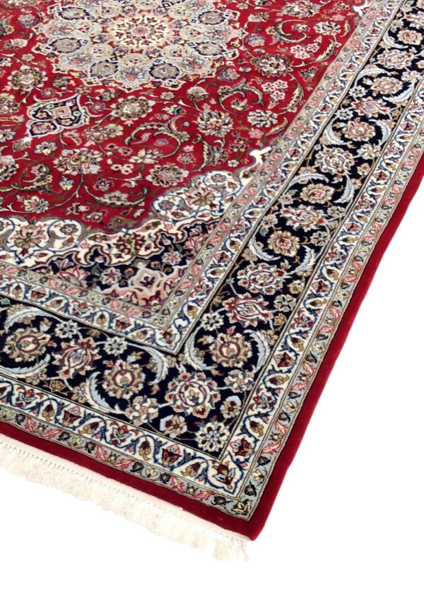 Pasargad Home Azerbaijan Collection Hand-knotted Silk & Wool Area Rug For Sophisticated Decor   032033