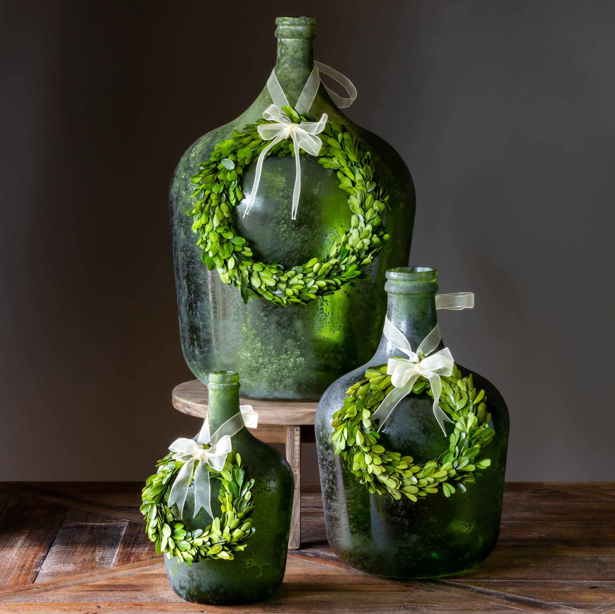 Park Hill Preserved Boxwood Wreath - Thumbnail 3