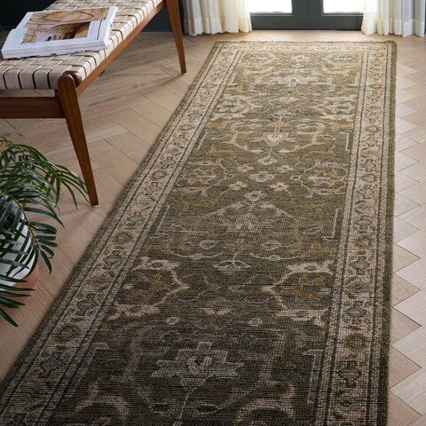 Izmir Hand Knotted Rug – Luxurious 100% New Zealand Wool, Elegant Design for Timeless Home Decor
