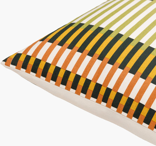 Surya Jason Wu Jsw-001 18" Accent Pillow - Stylish Cotton Decor Piece For Modern Home Spaces, Durable & Chic Cream Cotton,Cotton Jsw003-1818p