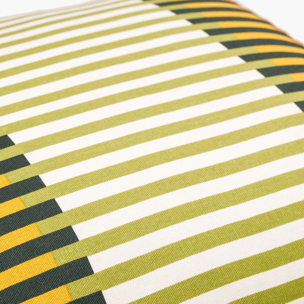 Surya Jason Wu Jsw-001 18" Accent Pillow - Stylish Cotton Decor Piece For Modern Home Spaces, Durable & Chic Cream Cotton,Cotton Jsw003-1818p