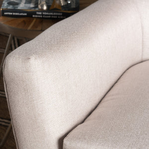 English Elm Club Chair Tufted Back Rubberwood Legs Mid-century Modern Accent Seat for Living Rooms 60751.00WET