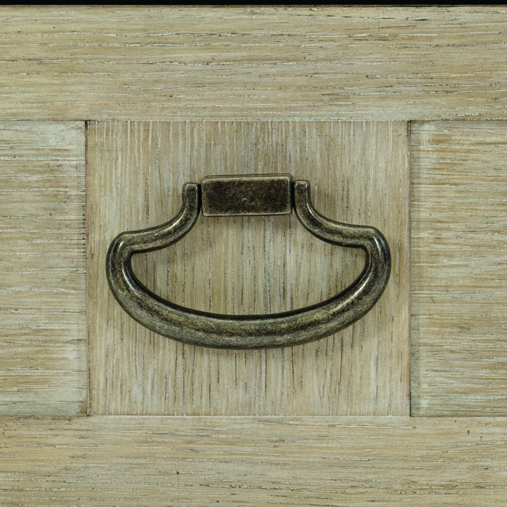 Bernhardt Bernhardt Santa Barbara Bachelor's Chest In Sandstone Cerused Oak With Vintage Nickel Pulls, 3-Drawer Elegance 385230