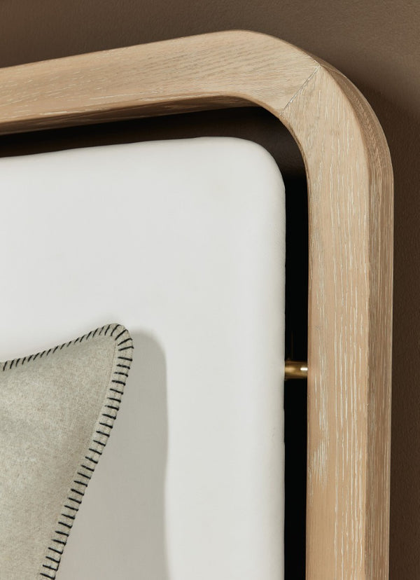 Hooker Furniture Banyon Modern King Panel Bed With Leather-Trim Headboard, White Oak Desert Finish, Sturdy Craftsmanship Beige 6081-90366-82