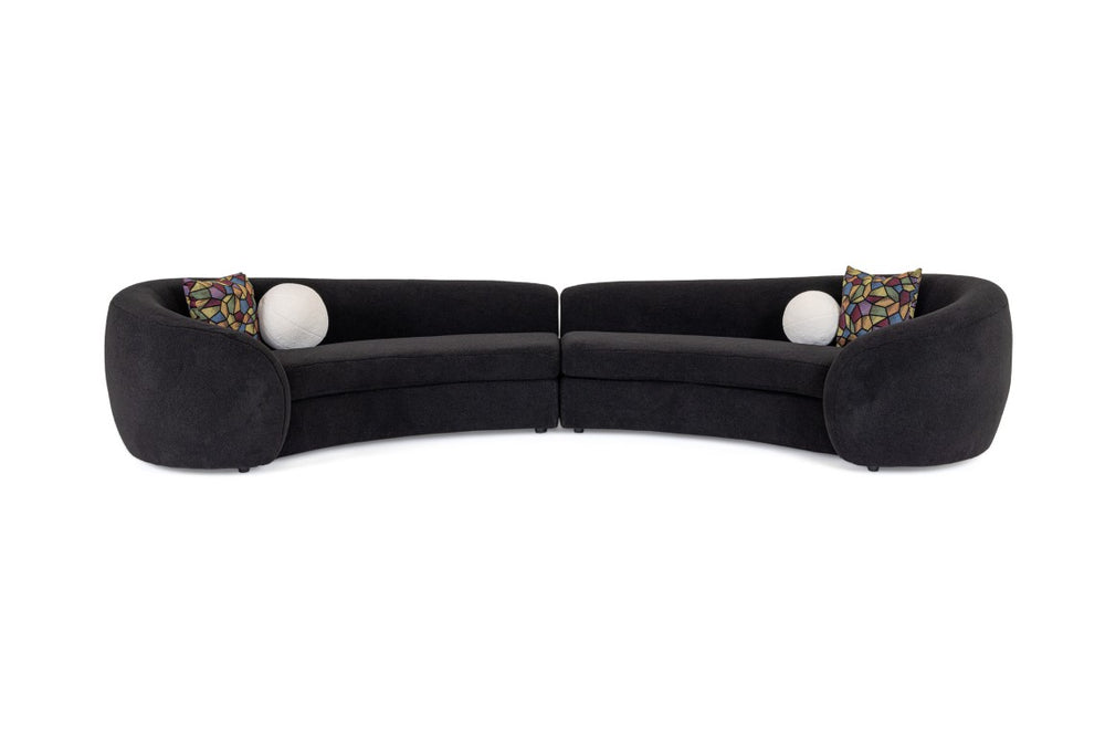 VIG Furniture Kilmer Curved Black Fabric Sectional Sofa With White Accent Pillows — Modern Sculptural Comfort & Durability VGOD-ZW-22017-B