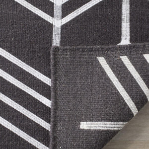 Safavieh Kilim 624 Hand Woven Flat Weave with embroidery  Rug Charcoal KLM624C-4