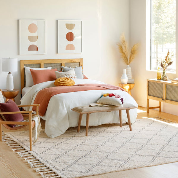 Surya Khemisset 2'6" X 4' Hand Loomed Cotton Rug - Global Inspired Design For Elegant Home Décor Charm! Gray Cotton Kms2304-264