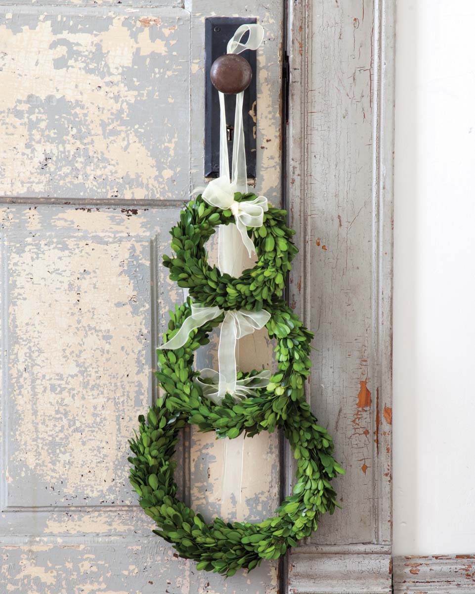 Park Hill Preserved Boxwood Wreath - Thumbnail 2