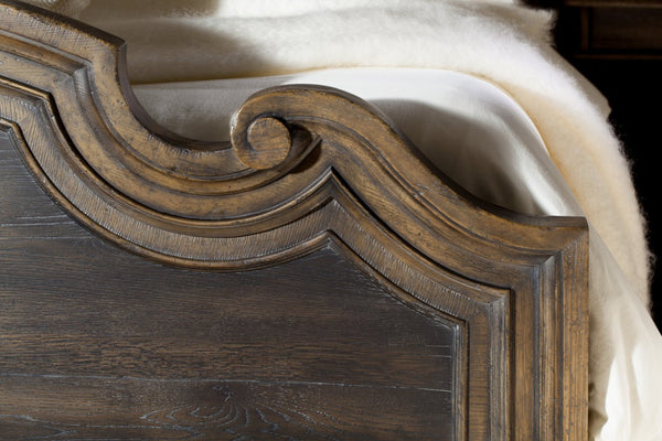 Hooker Furniture Fair Oaks King Upholstered Bed With Tufted Headboard Rustic Two-Tone Oak Finish For Master Bedrooms 5960-90866-MULTI