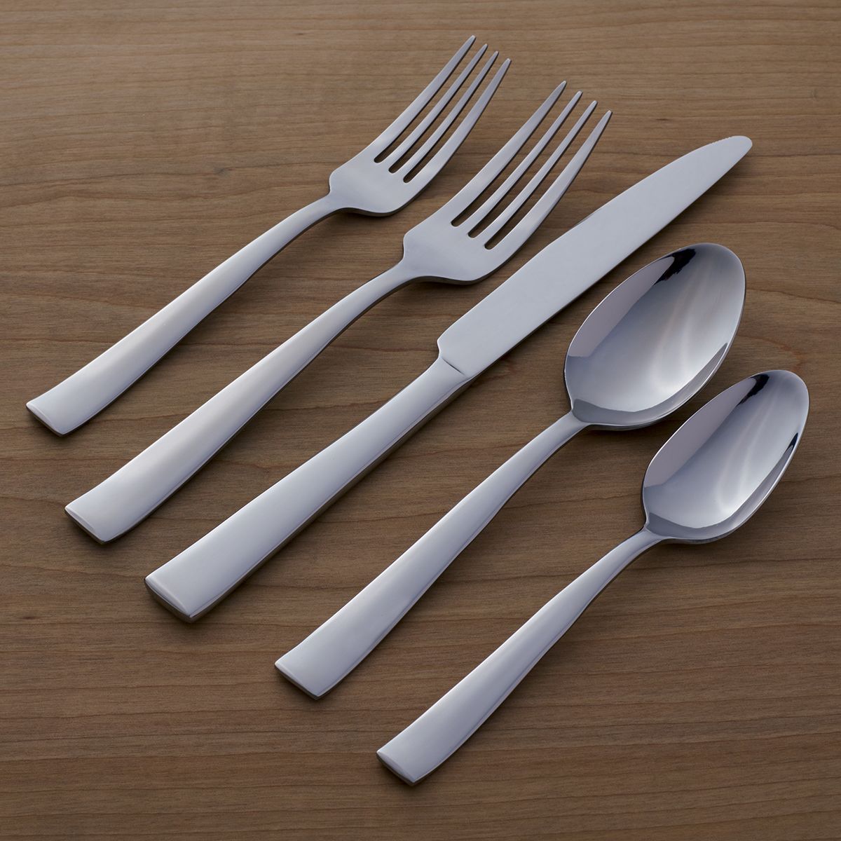 Lenox Oneida Monolith Flatware - Thumbnail 2