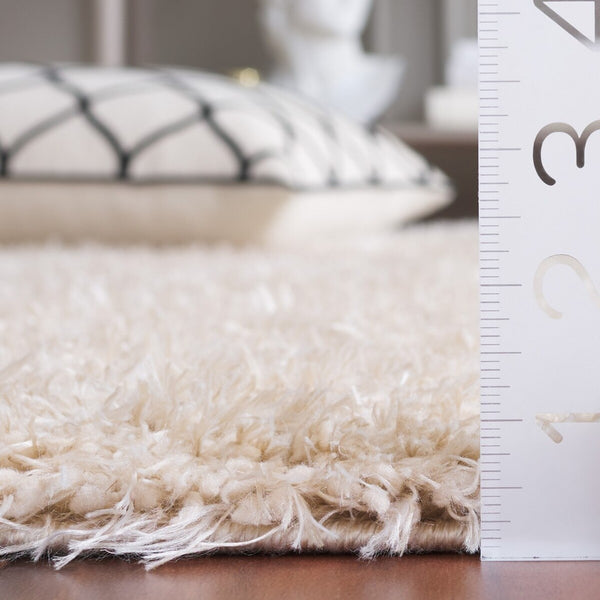 Safavieh Lindsay Shag 560 LNS560 Power Loomed Shag & Flokati Rug Beige LNS560B-7SQ