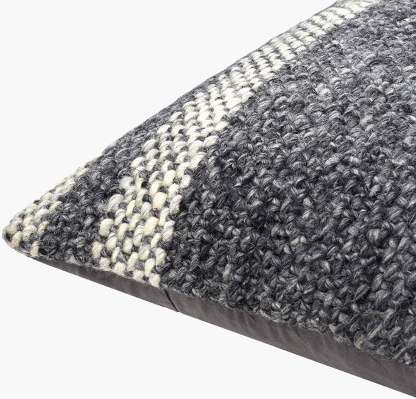 Surya Lesley Cozy Handmade 18"X18" Wool & Cotton Accent Pillow - Timeless Cottage Style For Any Room Charcoal Wool,Cotton Lsy001-1818