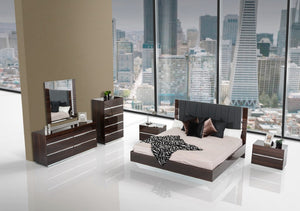 VIG Furniture Luxor Italian Modern Ebony Mirror — High-Gloss Ebony Veneer, Italian Craftsmanship, 39"X45" Stylish Wall Accent VGACLUXOR-MIR-EBN