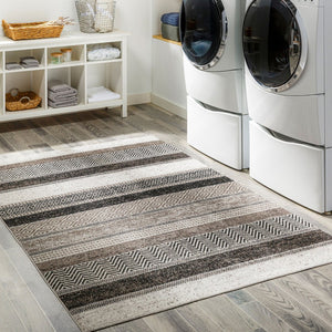 Livabliss Lavadora Geometric Machine Woven Polyester Area Rug for Living Room or Entryway LVR2304-537