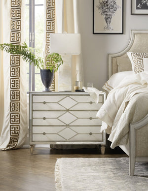 Hooker Furniture Sanctuary Queen Of Diamonds Chest With Reverse Painted Glass, Cedar Drawer, Usb & Ambient Lighting 5875-90017-95