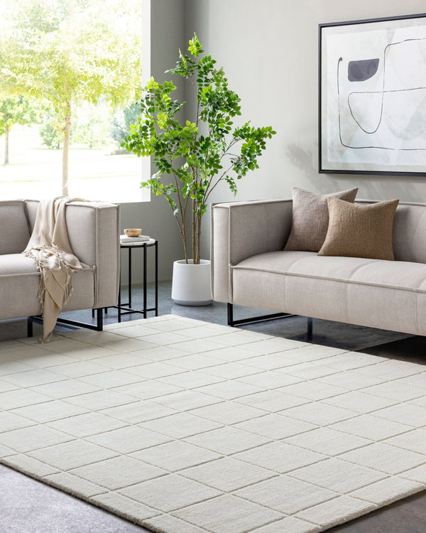 Livabliss Mystique Hand-loomed Wool Accent Rug Plush Medium Pile Artisan Crafted for Entryways M5471-23