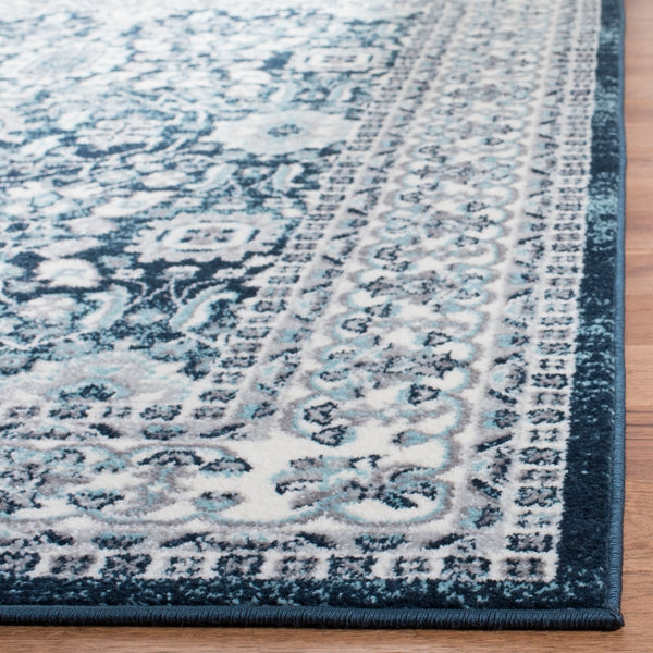 Safavieh Madison 502 Power Loomed TRADITIONAL Rug Cream / Navy 3' x 5'