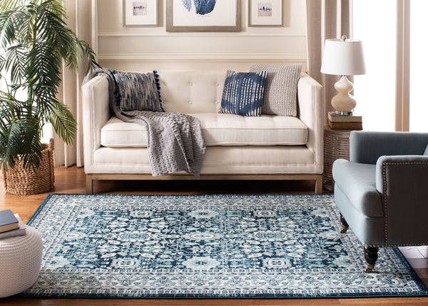 Safavieh Madison 502 Power Loomed TRADITIONAL Rug Cream / Navy 3' x 5'