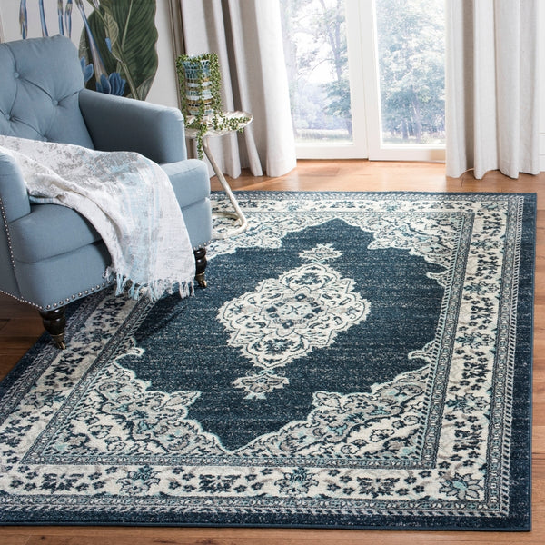 Safavieh Madison 506 Power Loomed TRADITIONAL Rug Cream / Navy MAD506N-3
