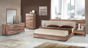 VIG Furniture Matteo Modern Italian Walnut Dresser With Tempered Glass Top, Soft-Closing Drawers & Metal Legs VGACMATTEO-DRS